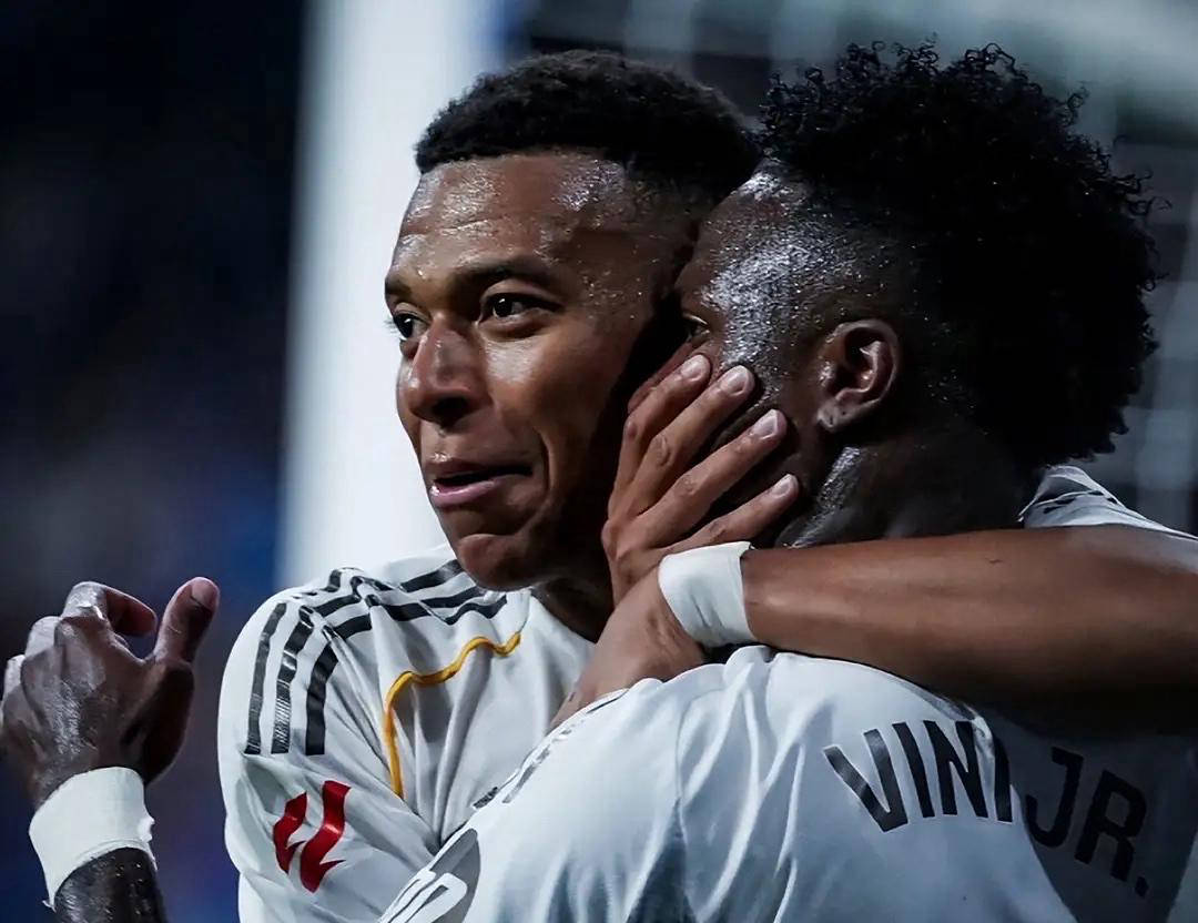 产生怀疑, 以及, 虽然该奖项 产生怀疑, 以及, 虽然该奖项