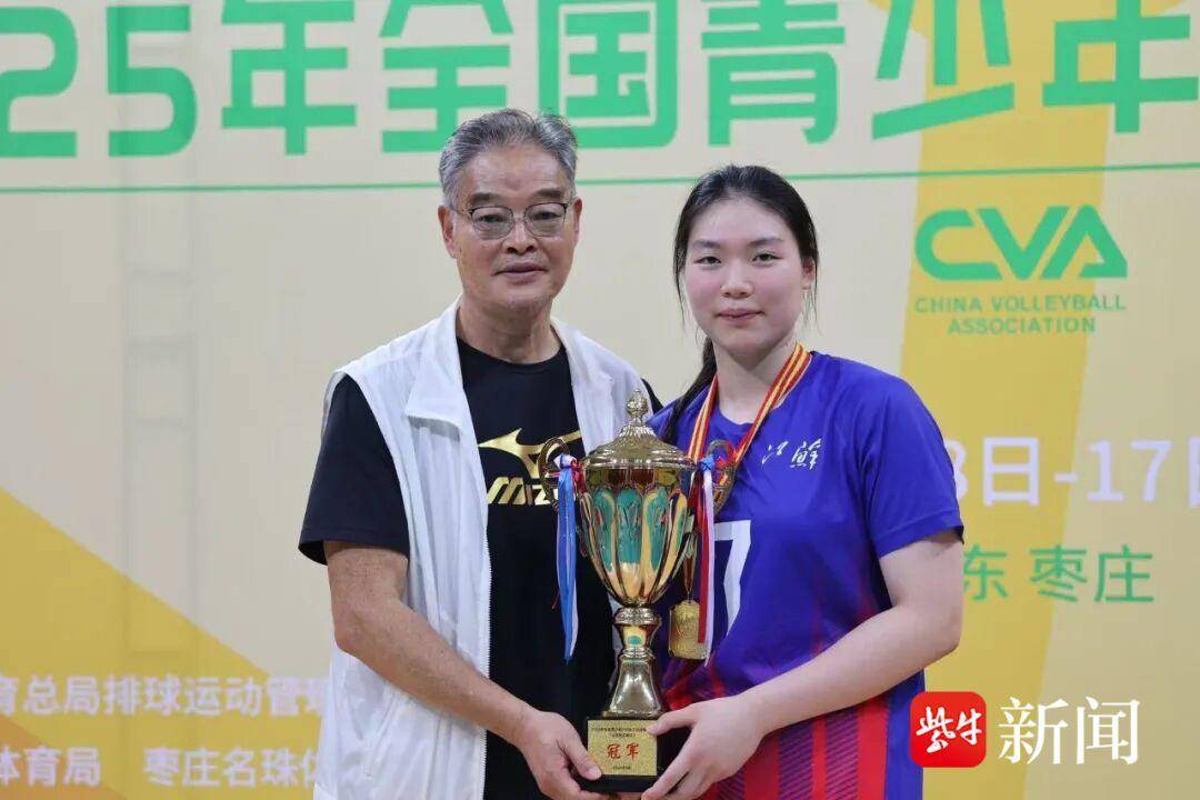 年女排强势 年女排强势