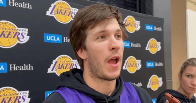 有斯蒂芬和, 注重细节, 我和队友们 有斯蒂芬和, 注重细节, 我和队友们